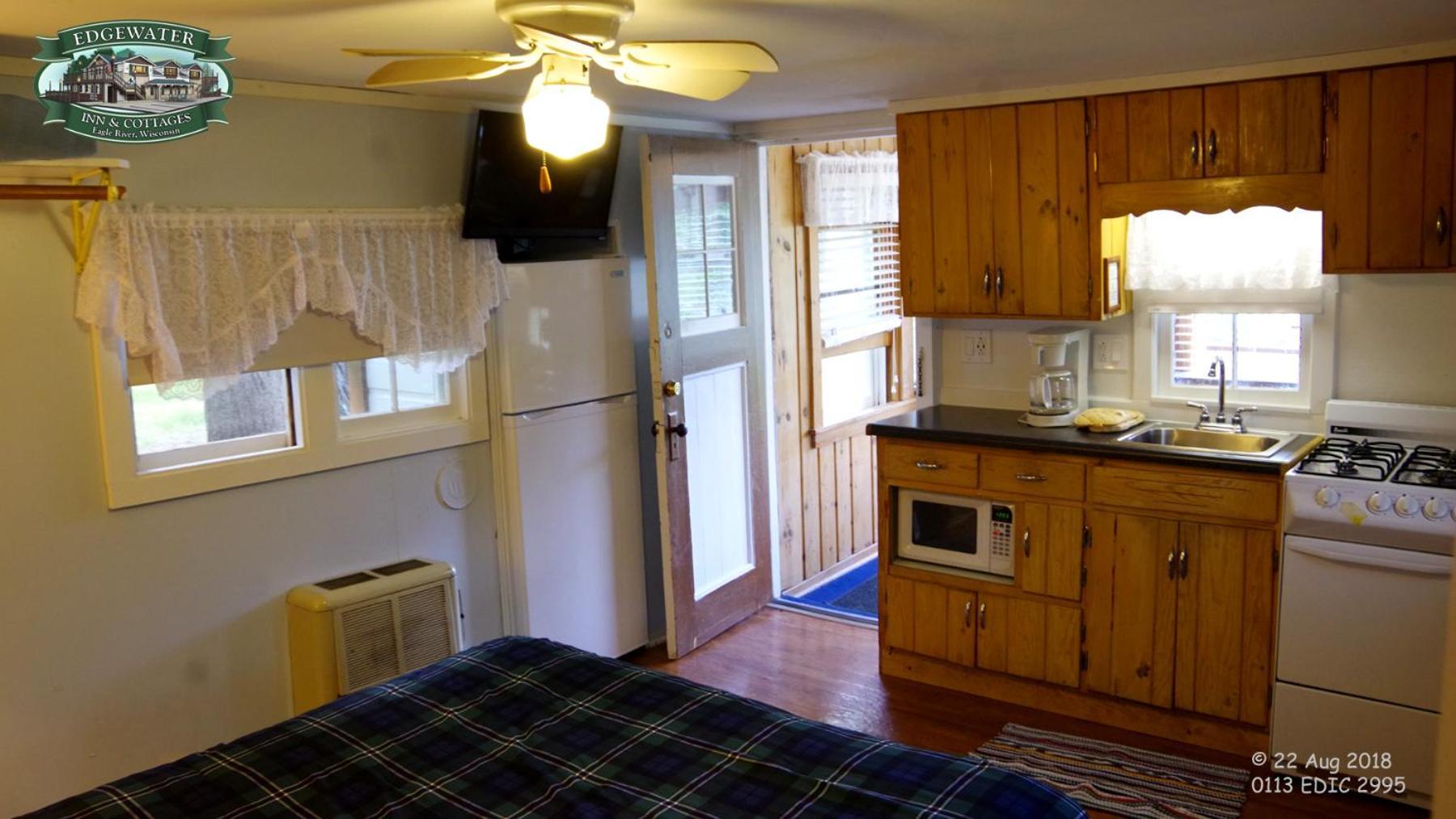 Edgewater Inn&Cottages Eagle River Zimmer foto